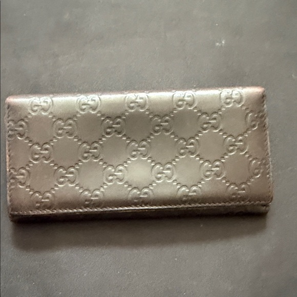 Gucci Women's Taupe Embossed Wallet - Picture 9 of 9